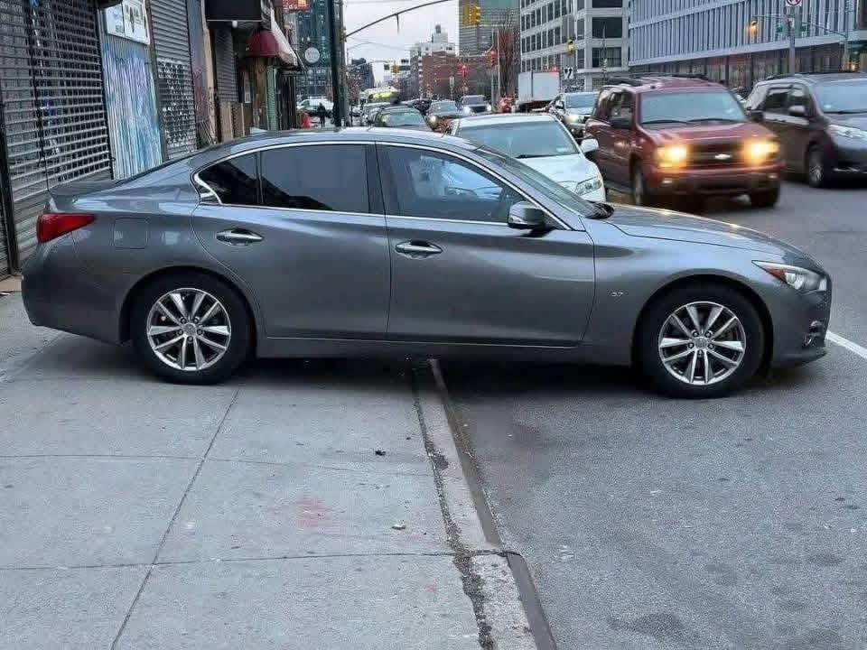 2014 Infiniti Q50 Premium - Image 8