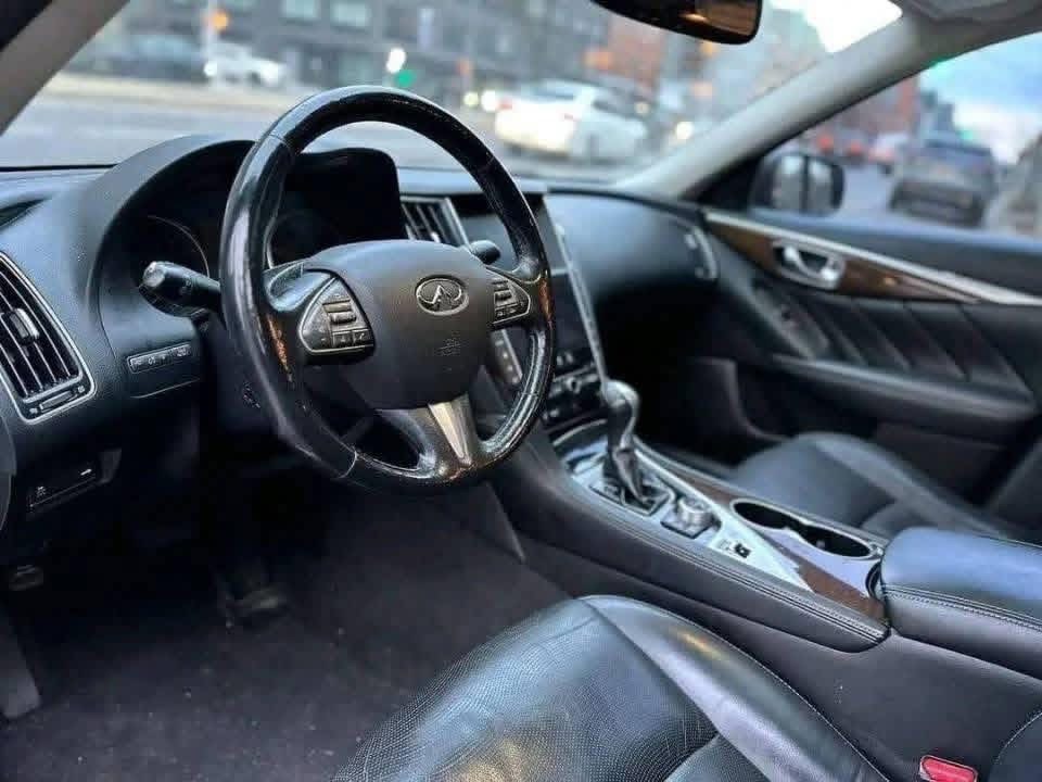 2014 Infiniti Q50 Premium - Image 5